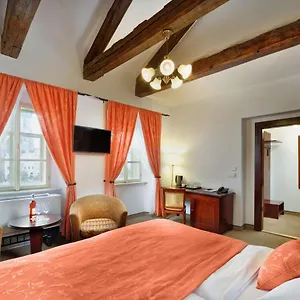 Lippert Hotel Praga